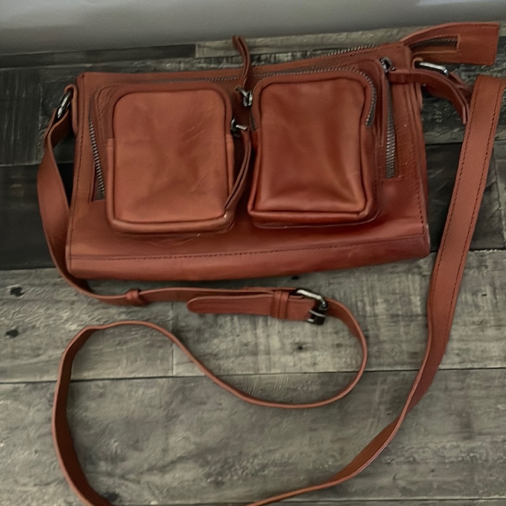 Lucky brand crossbody bag